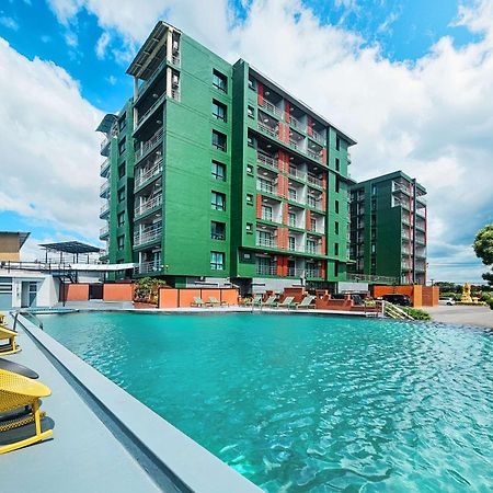 ดิ ไอคอนิก โฮเทล สุวรรณภูมิ แอร์พอร์ต Hotel บ้านบางบ่อ ภายนอก รูปภาพ