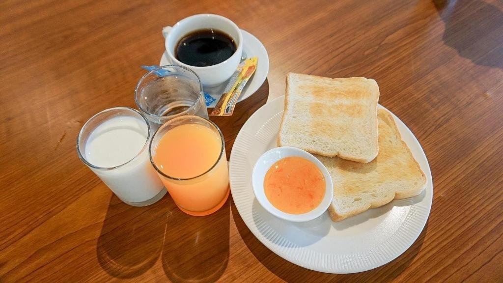 ดิ ไอคอนิก โฮเทล สุวรรณภูมิ แอร์พอร์ต Hotel บ้านบางบ่อ ภายนอก รูปภาพ
