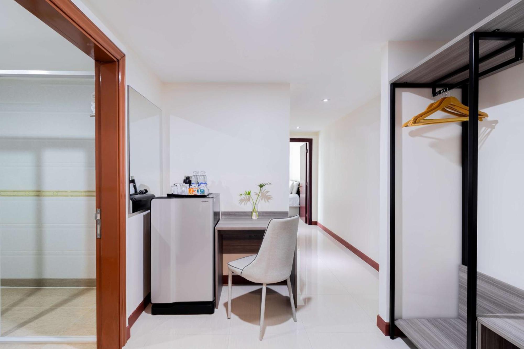 ดิ ไอคอนิก โฮเทล สุวรรณภูมิ แอร์พอร์ต Hotel บ้านบางบ่อ ภายนอก รูปภาพ