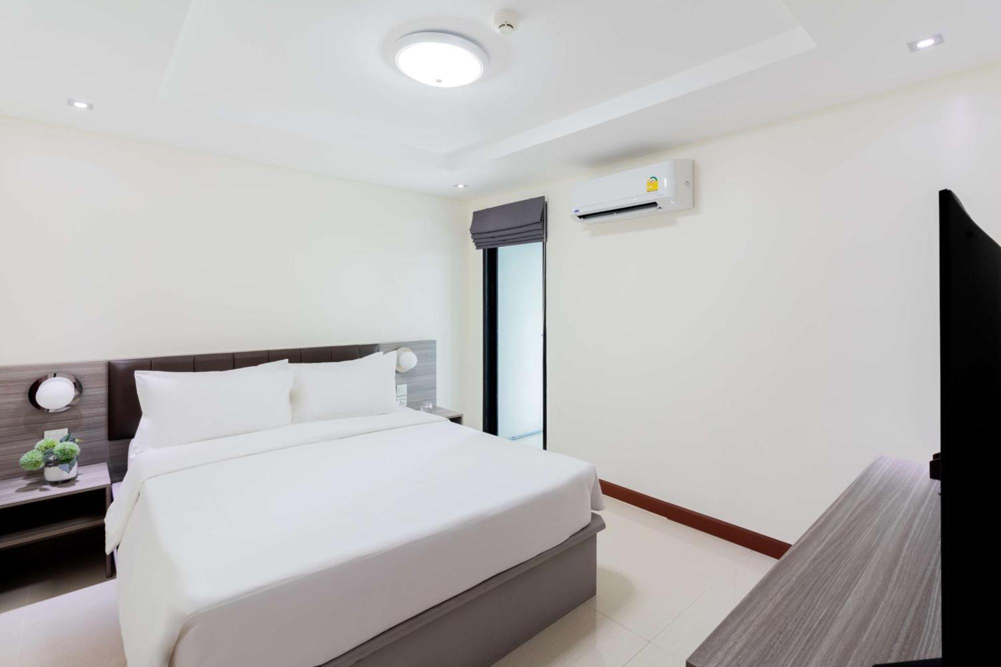 ดิ ไอคอนิก โฮเทล สุวรรณภูมิ แอร์พอร์ต Hotel บ้านบางบ่อ ภายนอก รูปภาพ