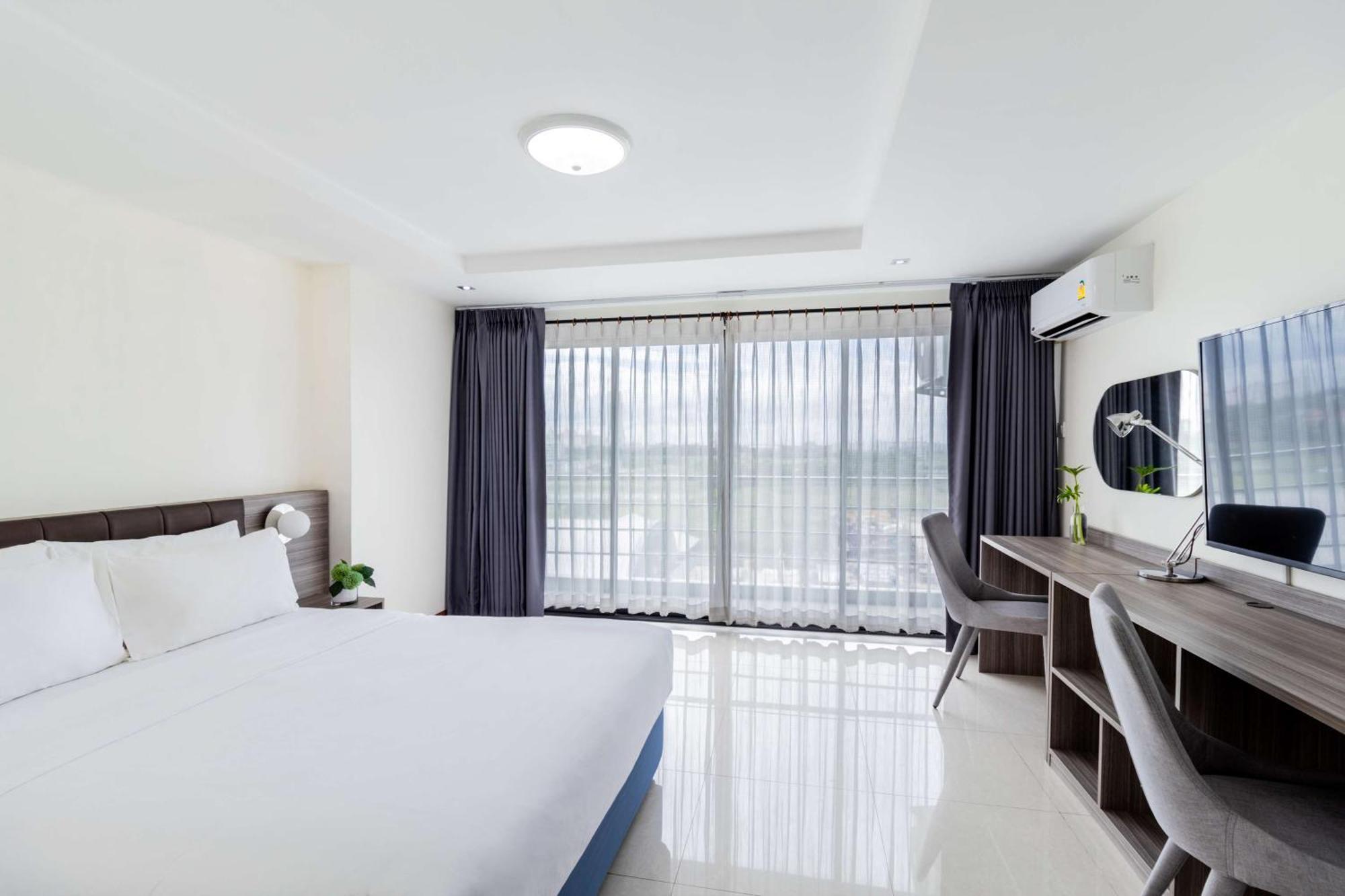 ดิ ไอคอนิก โฮเทล สุวรรณภูมิ แอร์พอร์ต Hotel บ้านบางบ่อ ภายนอก รูปภาพ