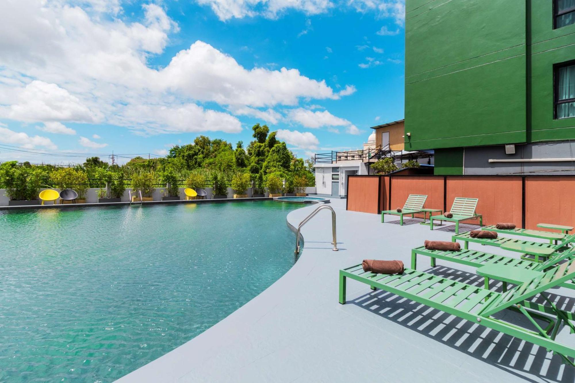 ดิ ไอคอนิก โฮเทล สุวรรณภูมิ แอร์พอร์ต Hotel บ้านบางบ่อ ภายนอก รูปภาพ