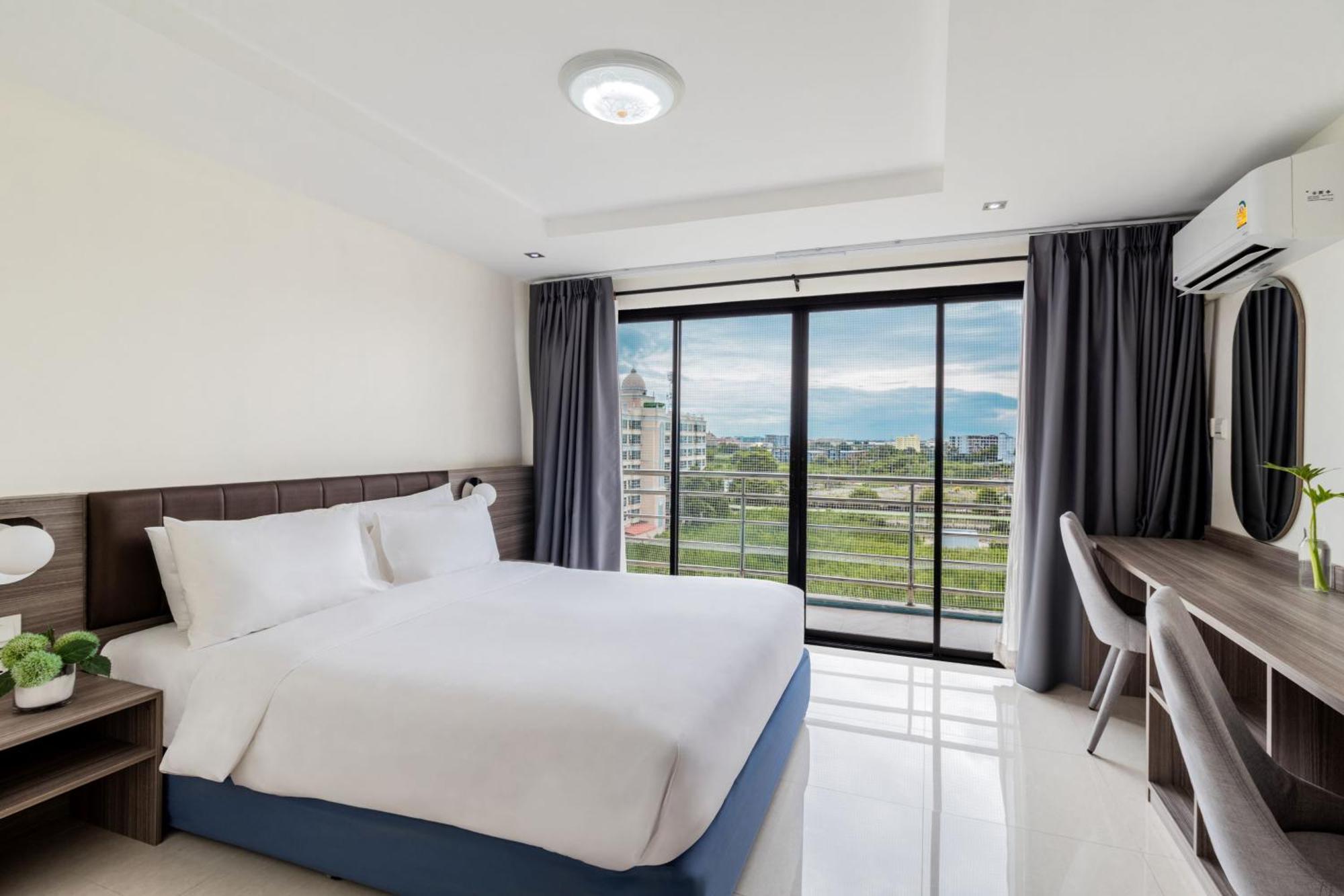 ดิ ไอคอนิก โฮเทล สุวรรณภูมิ แอร์พอร์ต Hotel บ้านบางบ่อ ภายนอก รูปภาพ
