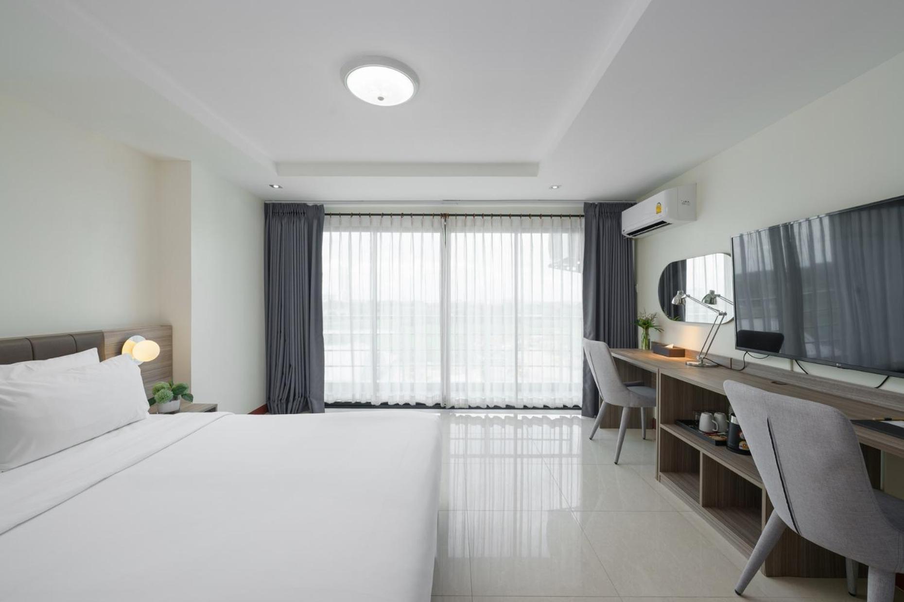 ดิ ไอคอนิก โฮเทล สุวรรณภูมิ แอร์พอร์ต Hotel บ้านบางบ่อ ภายนอก รูปภาพ