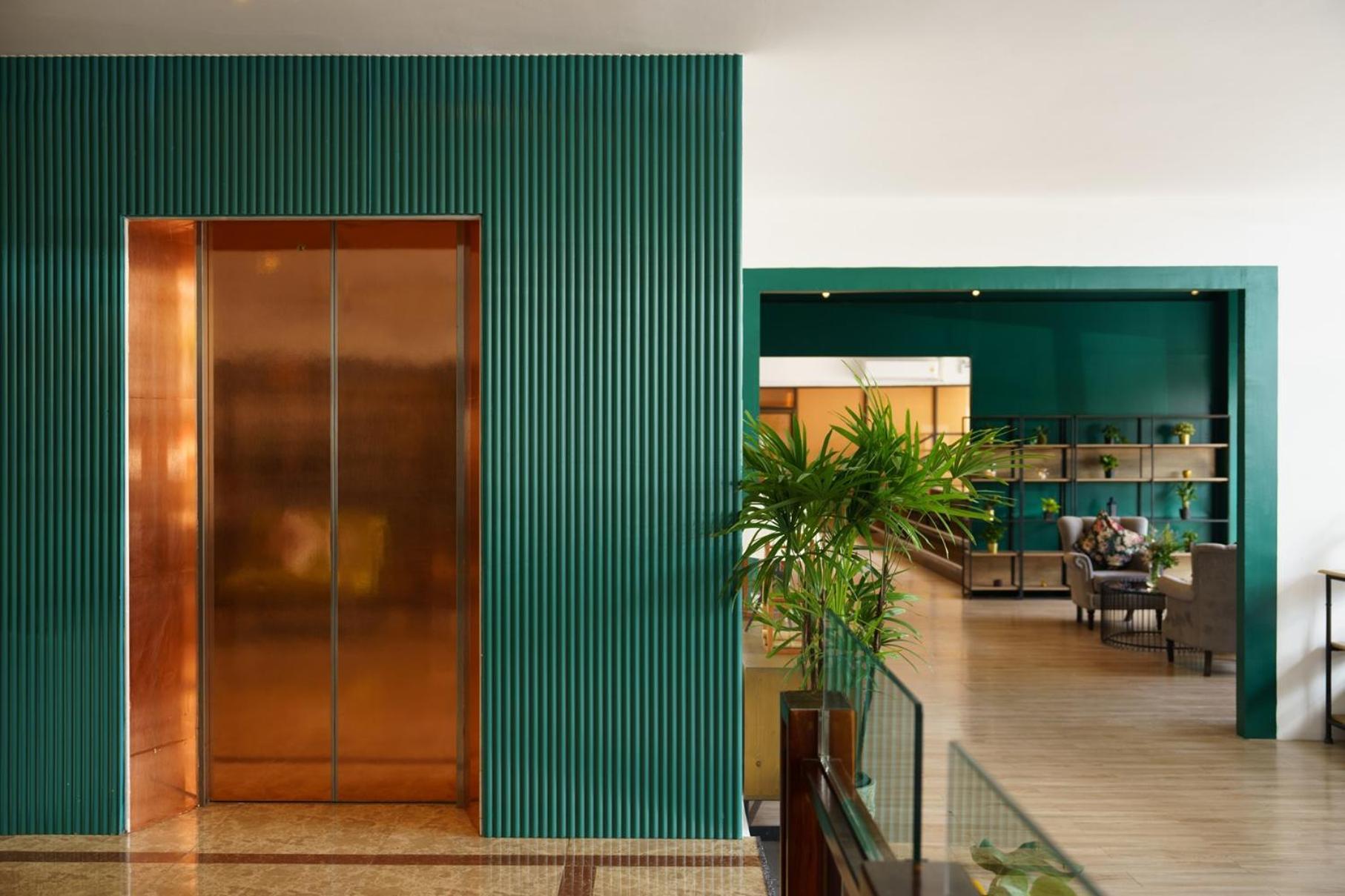 ดิ ไอคอนิก โฮเทล สุวรรณภูมิ แอร์พอร์ต Hotel บ้านบางบ่อ ภายนอก รูปภาพ
